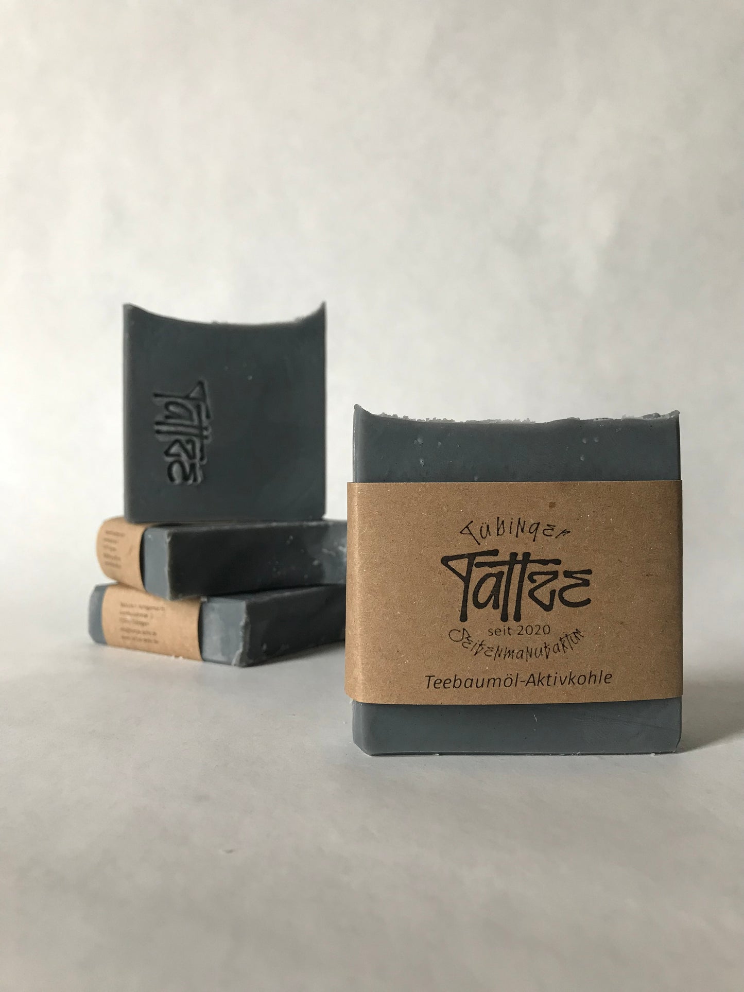 Teebaumöl-Aktivkohle Seife